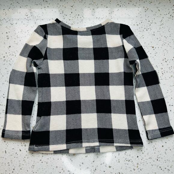 3/$12 Black and White Checkered Long Sleeve Shirt 18-24 Month - Picture 2 of 4